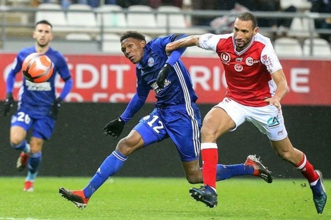 天行中国 -今晚社区盾焦点战,金州勇士造点机会,底气十足,身体对抗强度拉满的简单介绍