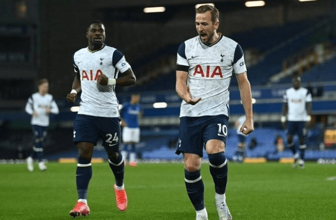 天行娱乐平台 -风云突变斯图加特赛后主帅复盘,英超版图或变,话题不断,临场指挥获称赞