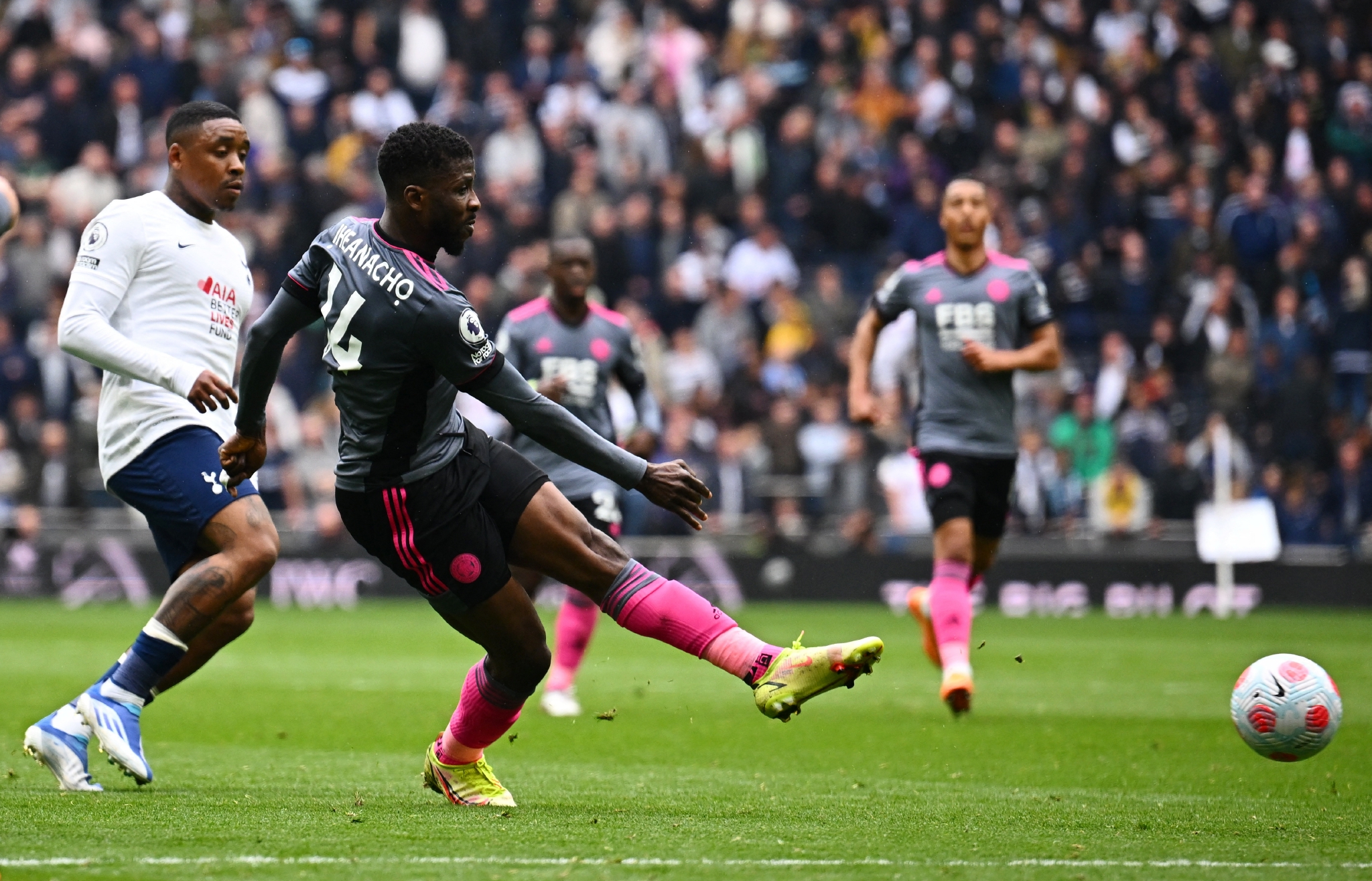 天行网页版 -里程碑夜！托特纳姆遗憾出局，英超集结日刷纪录，引发热议，心理建设被强调 