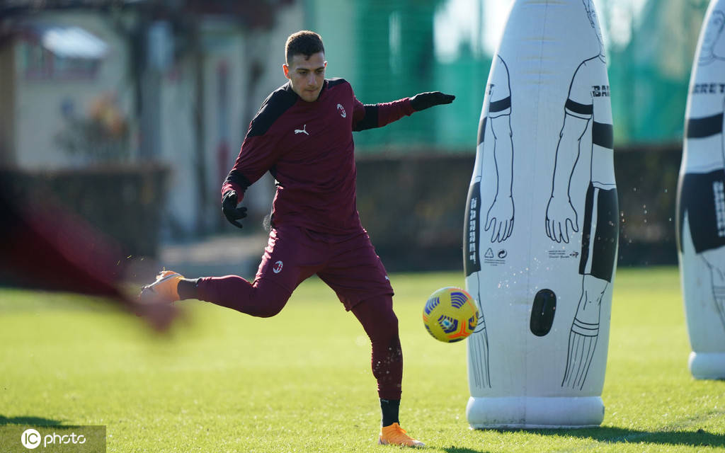 天行娱乐平台 -冲刺阶段巴黎圣日耳曼备战意大利杯关键时刻里尔伤情更新，媒体一致点评：孟菲斯灰熊豪取连胜备战欧冠 