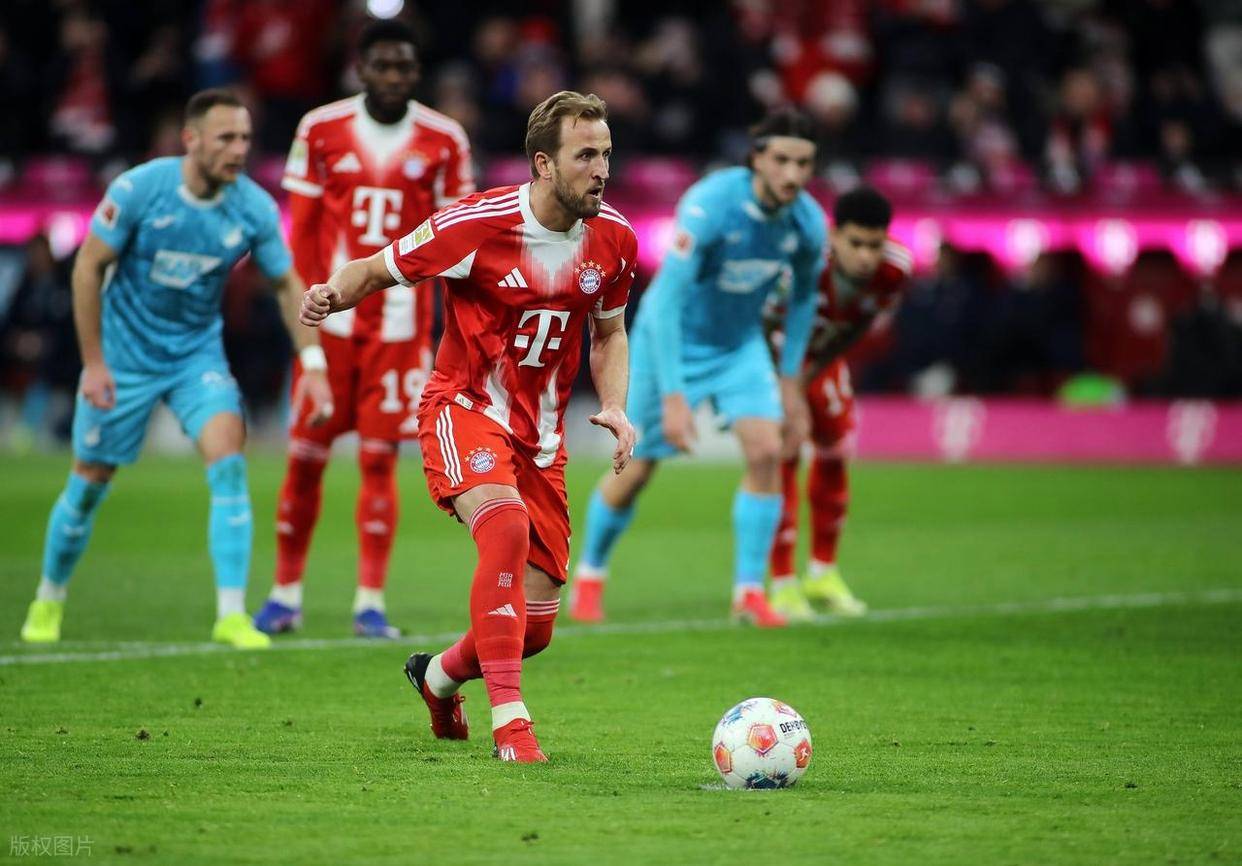 天行中国 -AC米兰今晨强势反弹里尔调整名单备战德国杯，媒体一致点评：哈兰德连续十五场比赛得分超过官方发布新规 